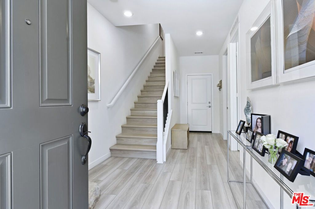 27123 Red Tail Place, Valencia, CA 91381 — photo 4