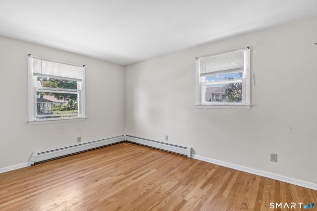 33 Fuller Street, Naugatuck, CT 06770