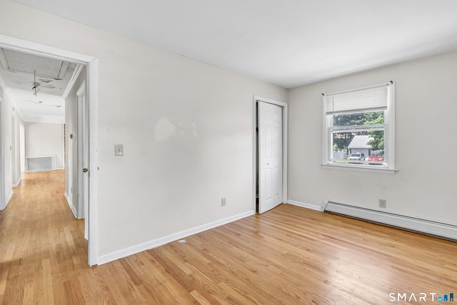 33 Fuller Street, Naugatuck, CT 06770