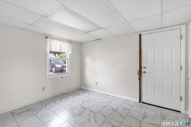 33 Fuller Street, Naugatuck, CT 06770