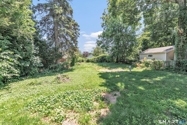 33 Fuller Street, Naugatuck, CT 06770