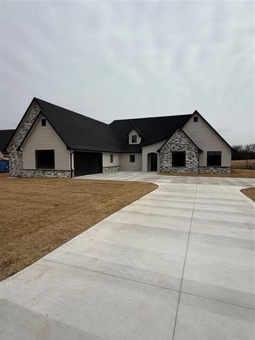 10747 Sebastian Street, Shawnee, OK 74804