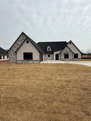 10747 Sebastian Street, Shawnee, OK 74804