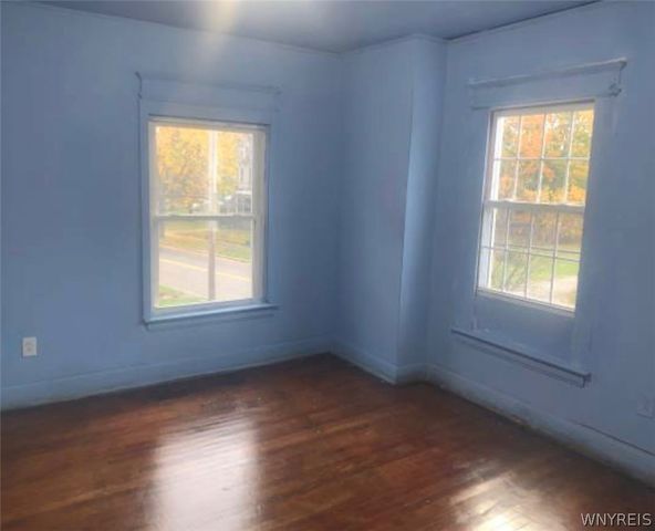 2107 South State Street, Syracuse, NY 13205
