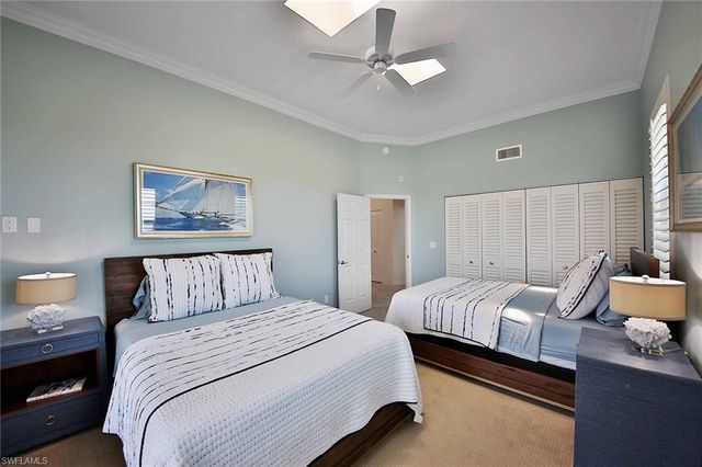 824 Hideaway Cir E Unit 324, Marco Island, FL 34145