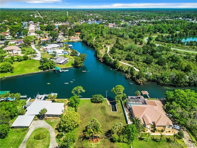 731 SE 1st Court, Crystal River, FL 34429