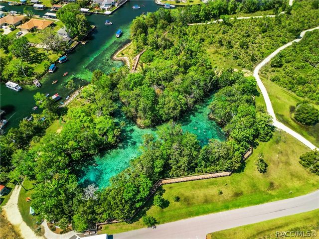 731 SE 1st Court, Crystal River, FL 34429