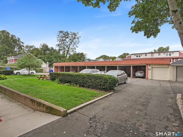 146 Everit Street E, New Haven, CT 06511