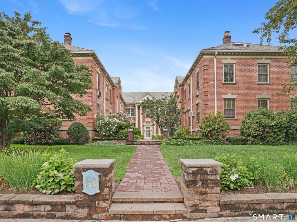 146 Everit Street E, New Haven, CT 06511