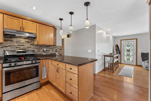 835 12th Street, Baraboo, WI 53913