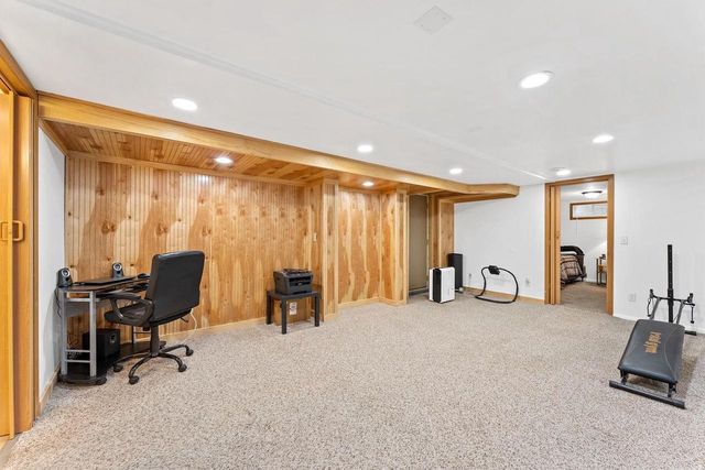 835 12th Street, Baraboo, WI 53913