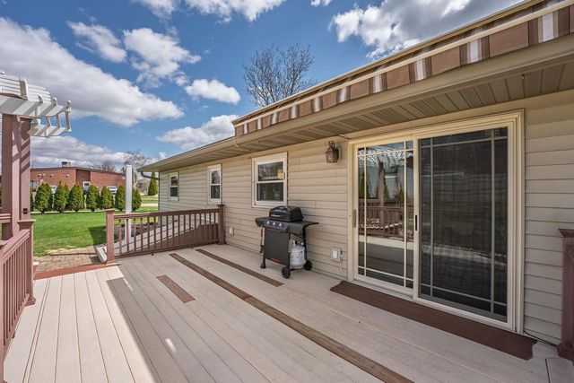 835 12th Street, Baraboo, WI 53913