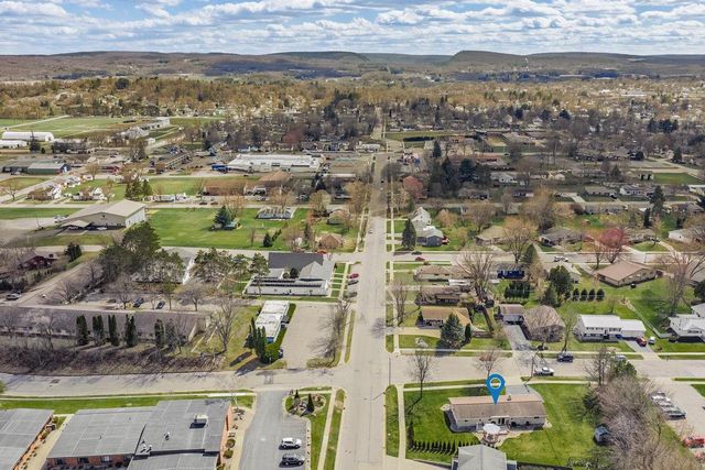 835 12th Street, Baraboo, WI 53913