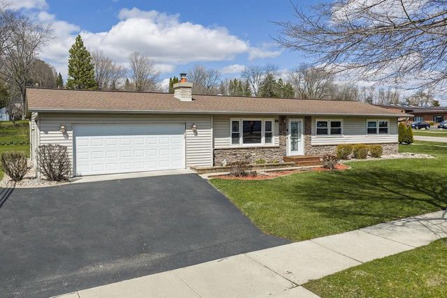 835 12th Street, Baraboo, WI 53913