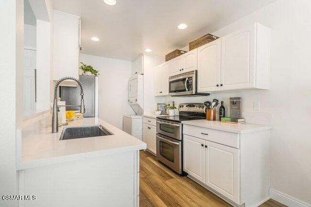 1196 Kirkford Way, Westlake Village, CA 91361
