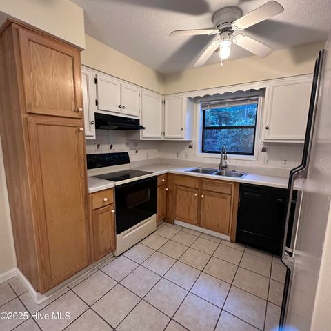 580 Burning Tree Road, Pinehurst, NC 28374