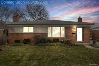 13015 Walter Avenue, Warren, MI 48088