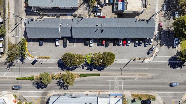 Convenience Store For Sale In Miami, Miami, FL 33135