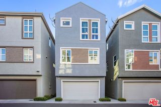 2700 E Chaucer Street 30, Los Angeles, CA 90065