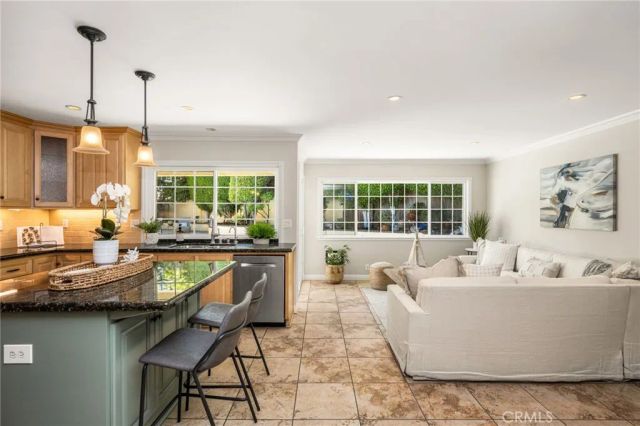 8981 Blackheath Circle, Westminster, CA 92683