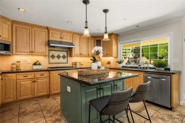 8981 Blackheath Circle, Westminster, CA 92683