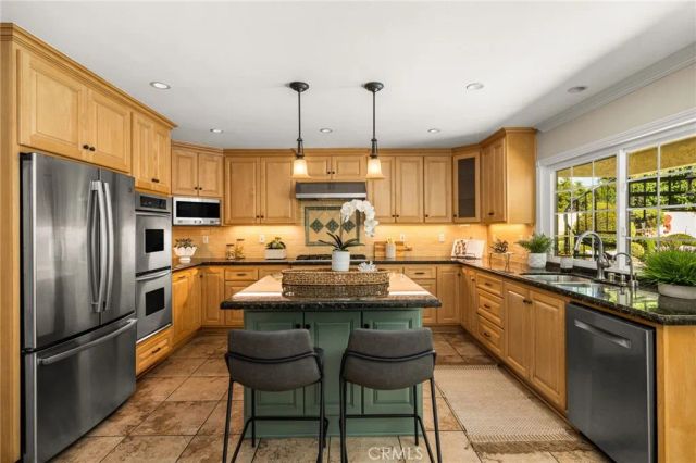 8981 Blackheath Circle, Westminster, CA 92683