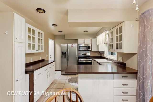 2684 Kuhlman Drive, Saginaw, MI 48603