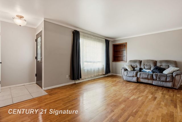 2684 Kuhlman Drive, Saginaw, MI 48603