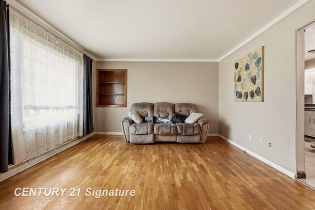 2684 Kuhlman Drive, Saginaw, MI 48603