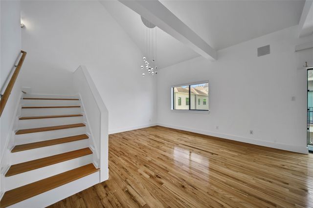 4205 Eigel Street, Houston, TX 77007
