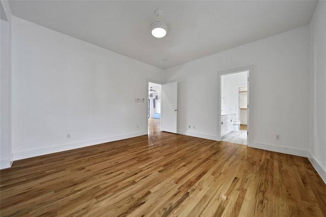 4205 Eigel Street, Houston, TX 77007