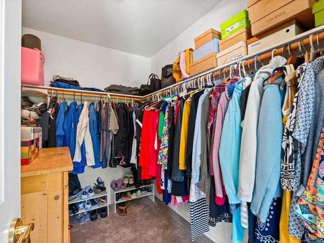 12420 Whispering Tree Ln, Poway, CA 92064