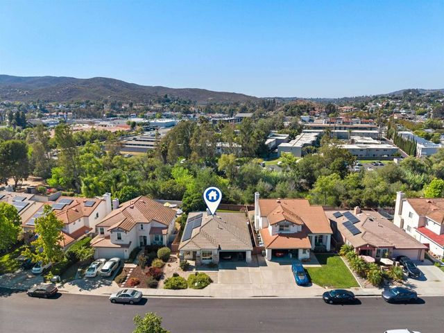 12420 Whispering Tree Ln, Poway, CA 92064