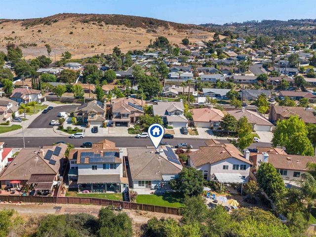 12420 Whispering Tree Ln, Poway, CA 92064