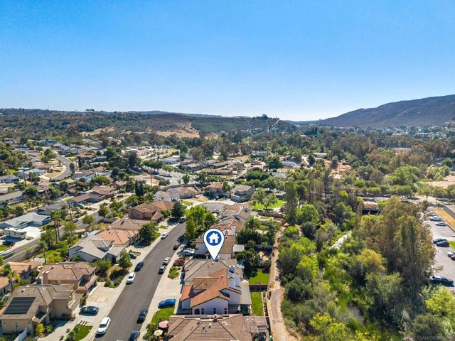 12420 Whispering Tree Ln, Poway, CA 92064