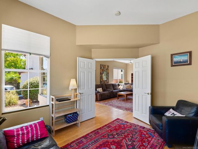 12420 Whispering Tree Ln, Poway, CA 92064