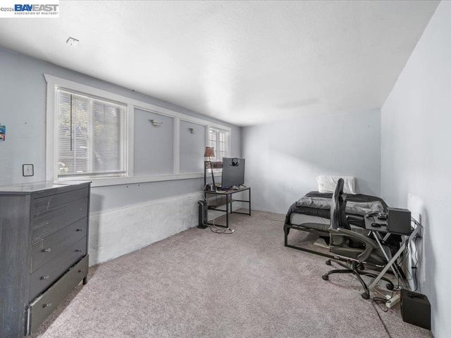 2550 Pleasant st, Oakland, CA 94602