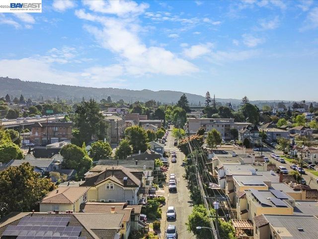 2550 Pleasant st, Oakland, CA 94602