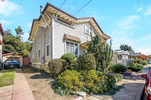 2550 Pleasant st, Oakland, CA 94602