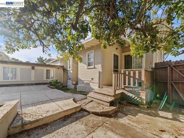 2550 Pleasant st, Oakland, CA 94602