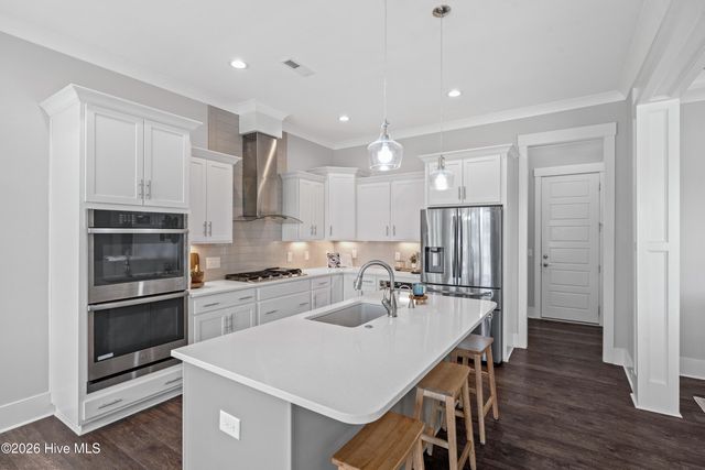 188 Spicer Lake Drive, Holly Ridge, NC 28445