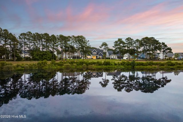 188 Spicer Lake Drive, Holly Ridge, NC 28445