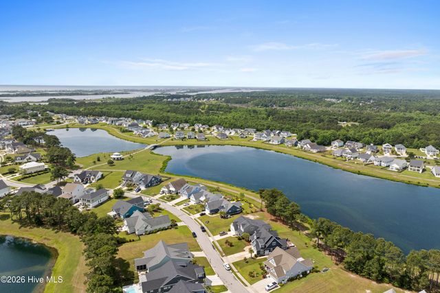 188 Spicer Lake Drive, Holly Ridge, NC 28445