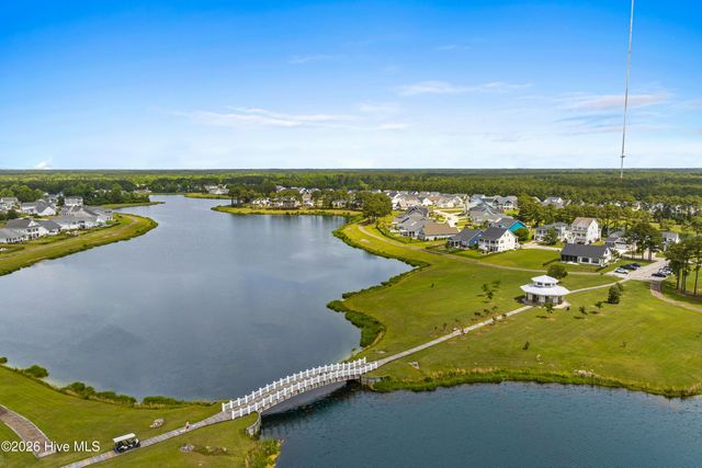 188 Spicer Lake Drive, Holly Ridge, NC 28445