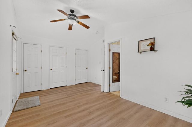 1216 Forrester Avenue NW, Albuquerque, NM 87104