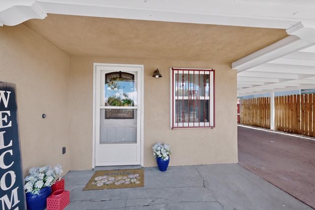 1216 Forrester Avenue NW, Albuquerque, NM 87104