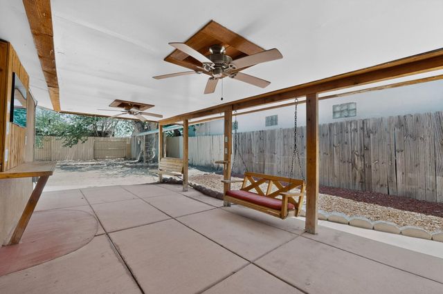1216 Forrester Avenue NW, Albuquerque, NM 87104