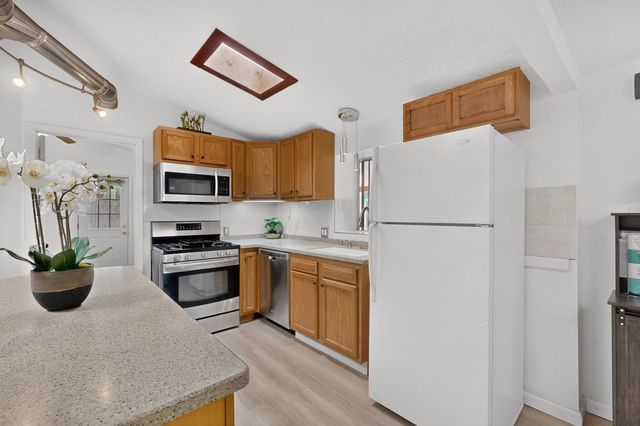 1216 Forrester Avenue NW, Albuquerque, NM 87104