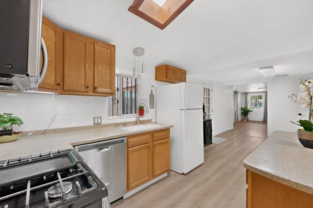 1216 Forrester Avenue NW, Albuquerque, NM 87104