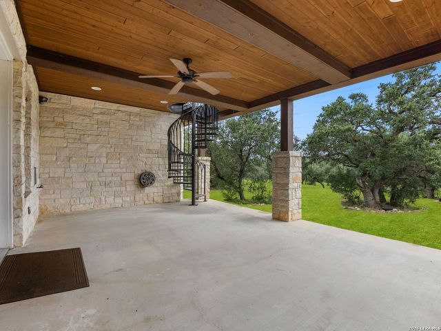 32746 Stahl Lane, Bulverde, TX 78163